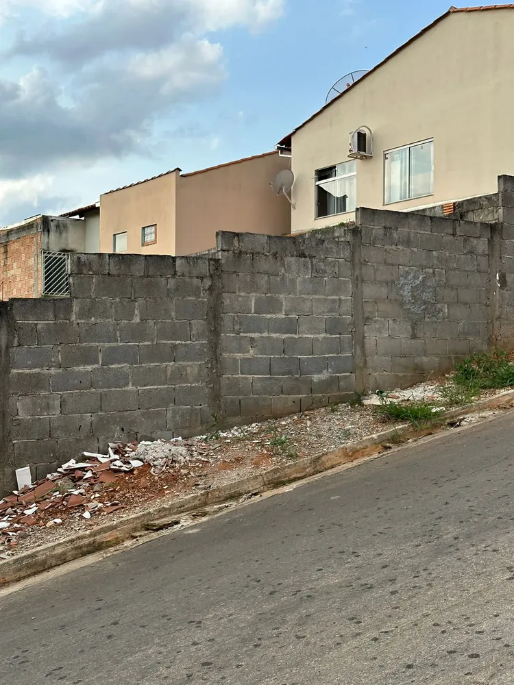 Terreno, 247 m² - Foto 1
