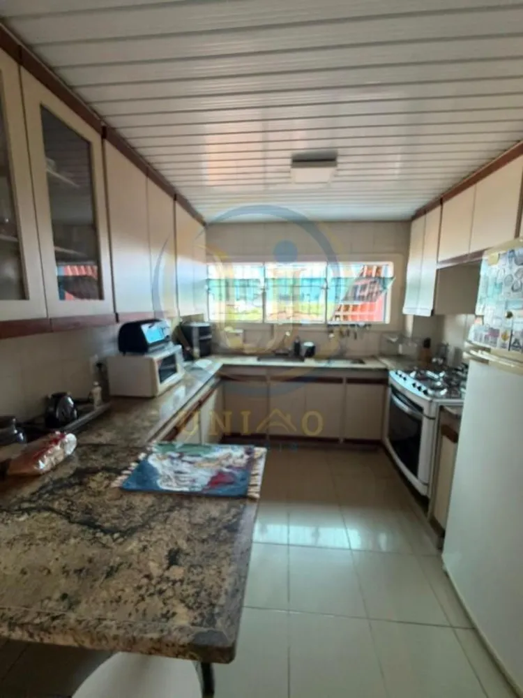 Casa, 6 quartos, 720 m² - Foto 9