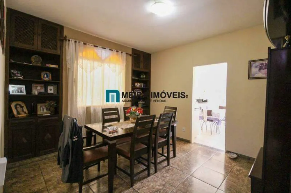 Casa, 5 quartos, 260 m² - Foto 4