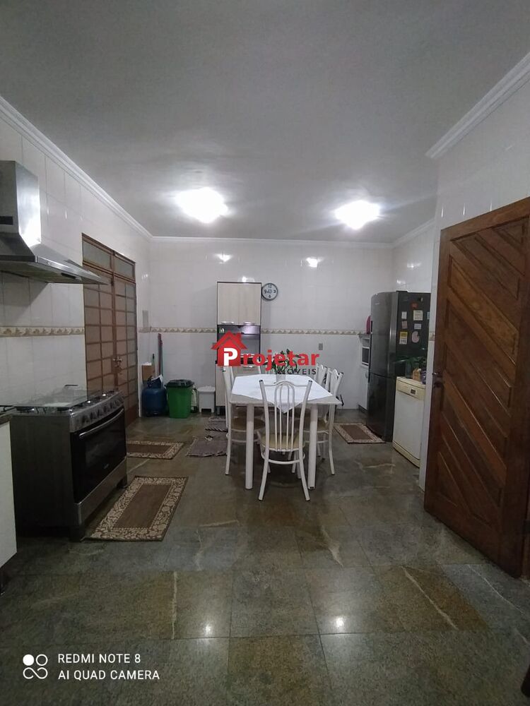 Casa à venda com 4 quartos, 400m² - Foto 5