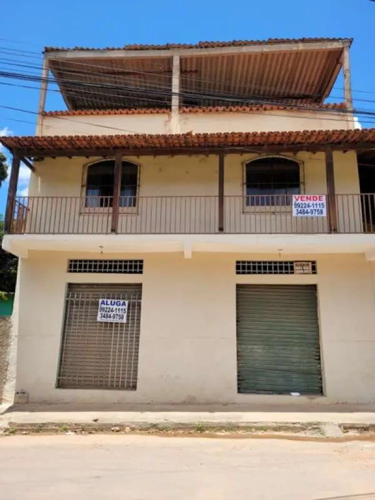 Casa, 3 quartos, 200 m² - Foto 1