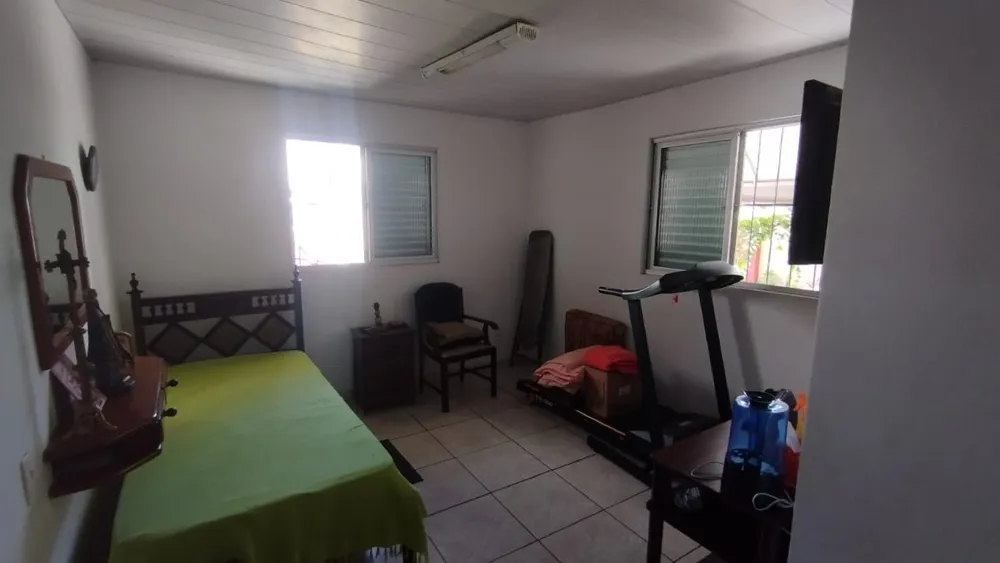 Casa, 6 quartos, 200 m² - Foto 9