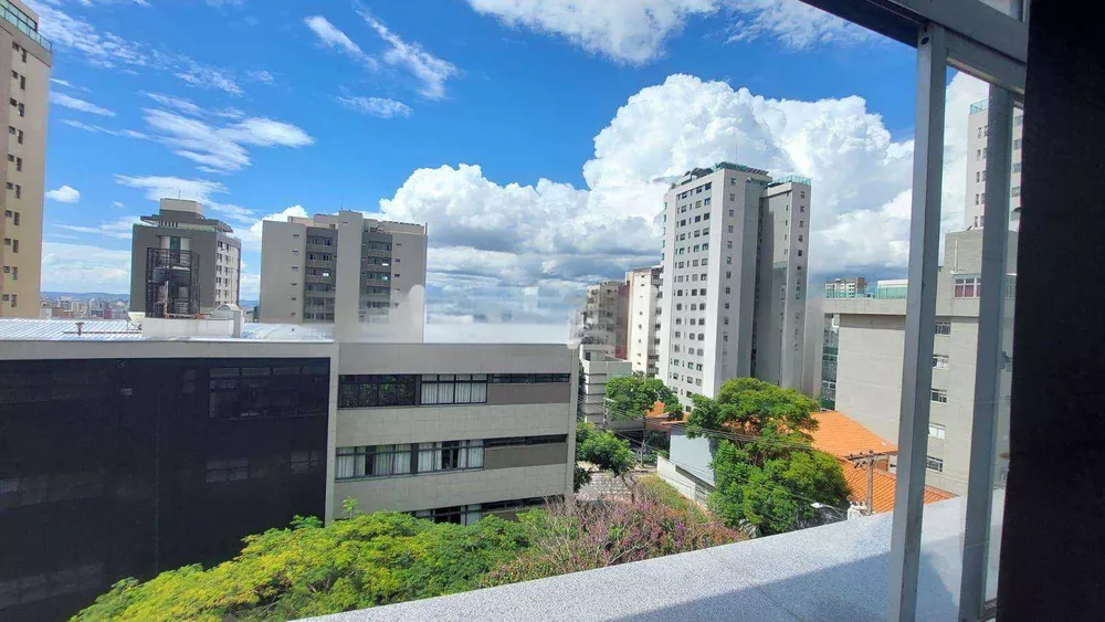 Apartamento à venda com 4 quartos, 263m² - Foto 6