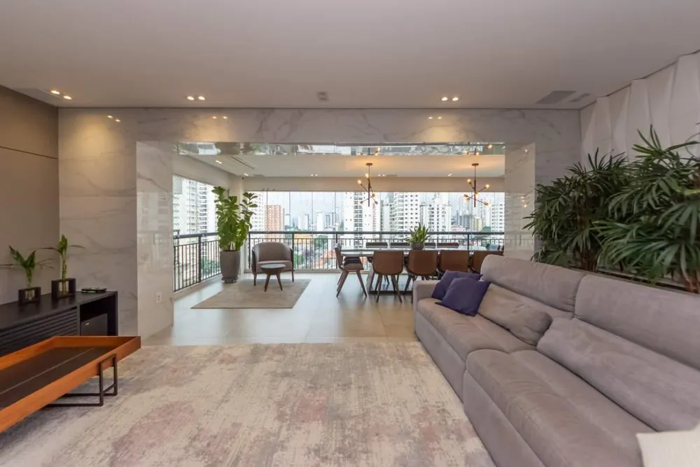 Apartamento, 3 quartos, 2597 m² - Foto 2