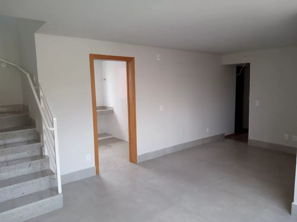 Cobertura à venda com 4 quartos, 166m² - Foto 3