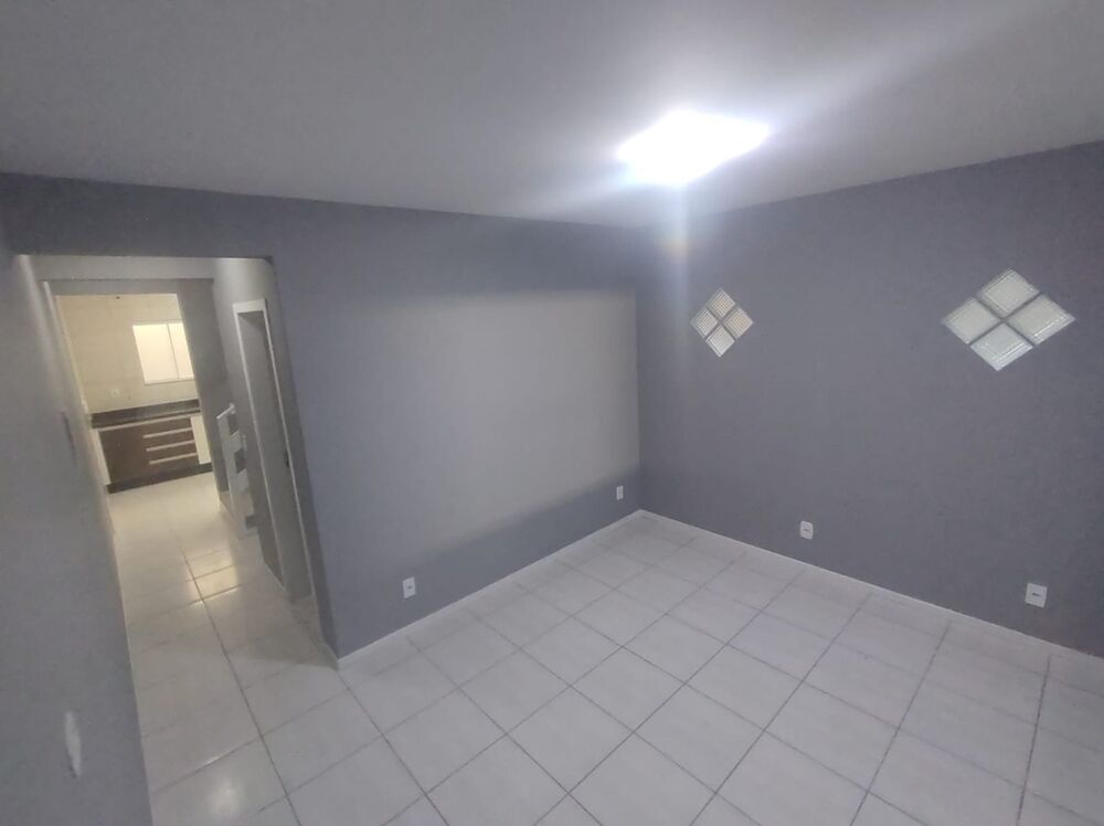 Casa à venda com 2 quartos, 80m² - Foto 8