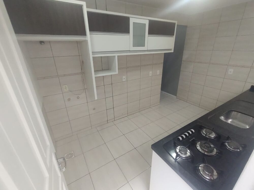 Casa à venda com 2 quartos, 80m² - Foto 10