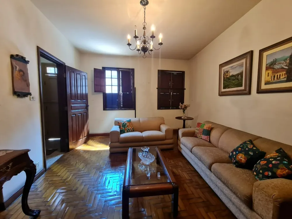 Casa, 6 quartos, 247 m² - Foto 4