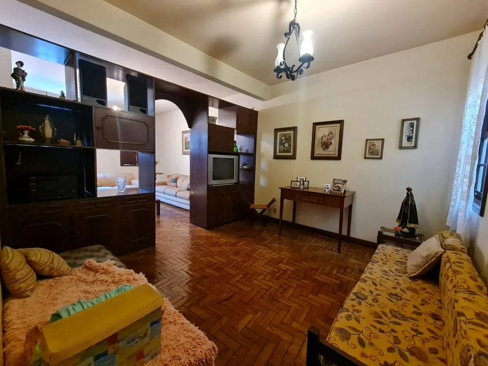 Casa, 6 quartos, 247 m² - Foto 6