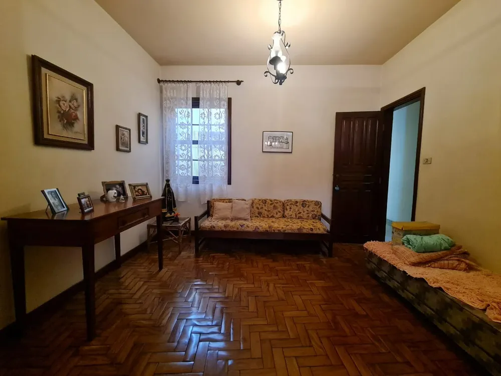 Casa, 6 quartos, 247 m² - Foto 2