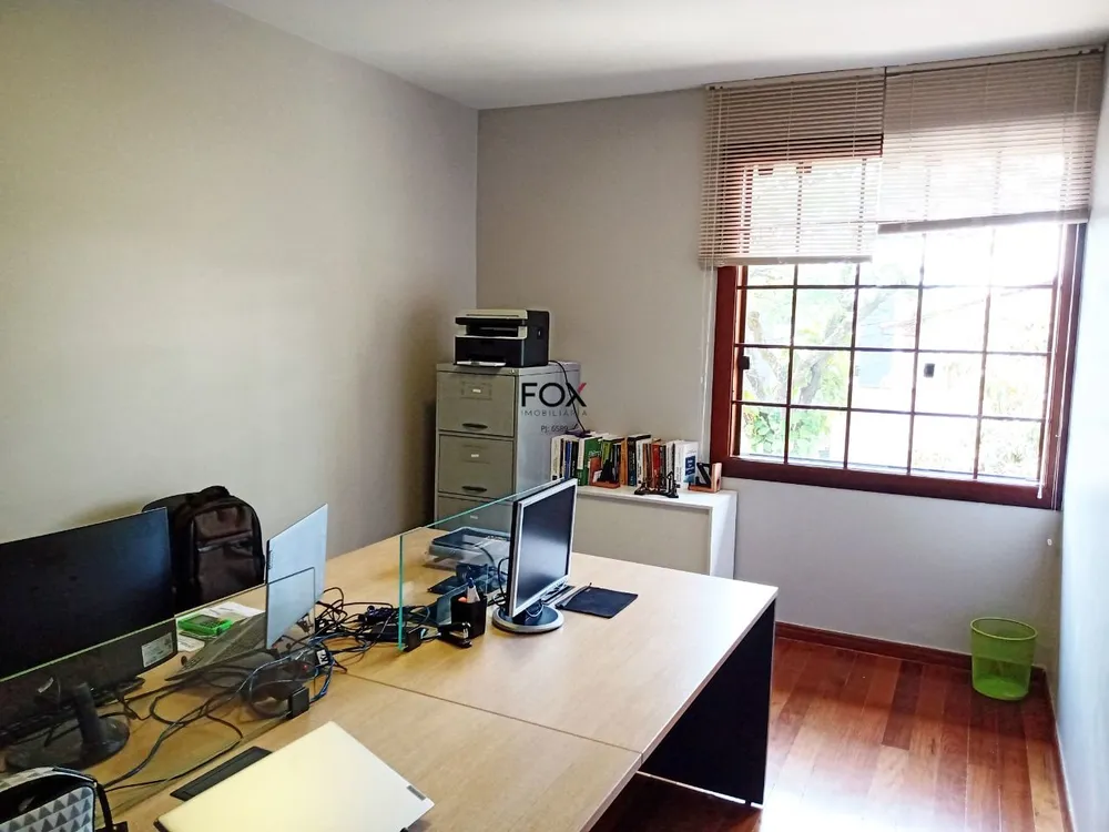 Casa, 6 quartos, 316 m² - Foto 3