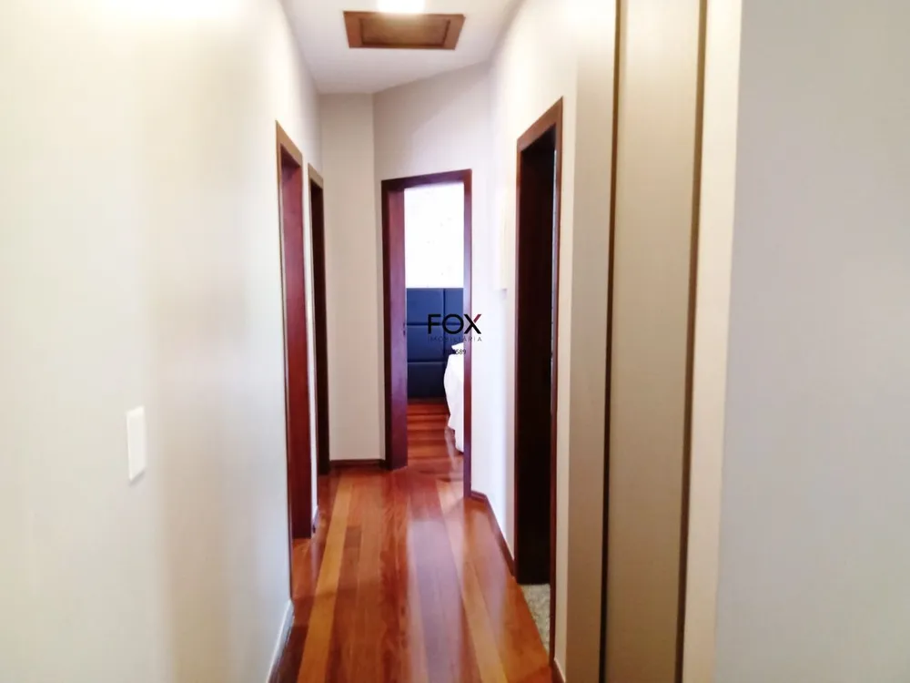 Casa, 6 quartos, 316 m² - Foto 2