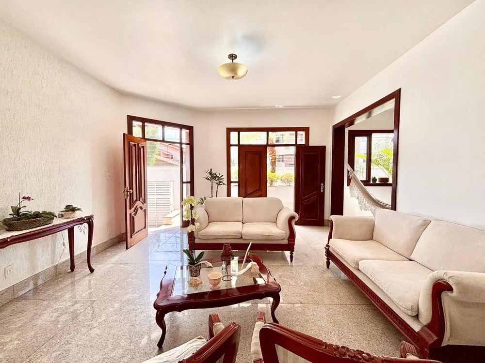 Casa, 5 quartos, 379 m² - Foto 1