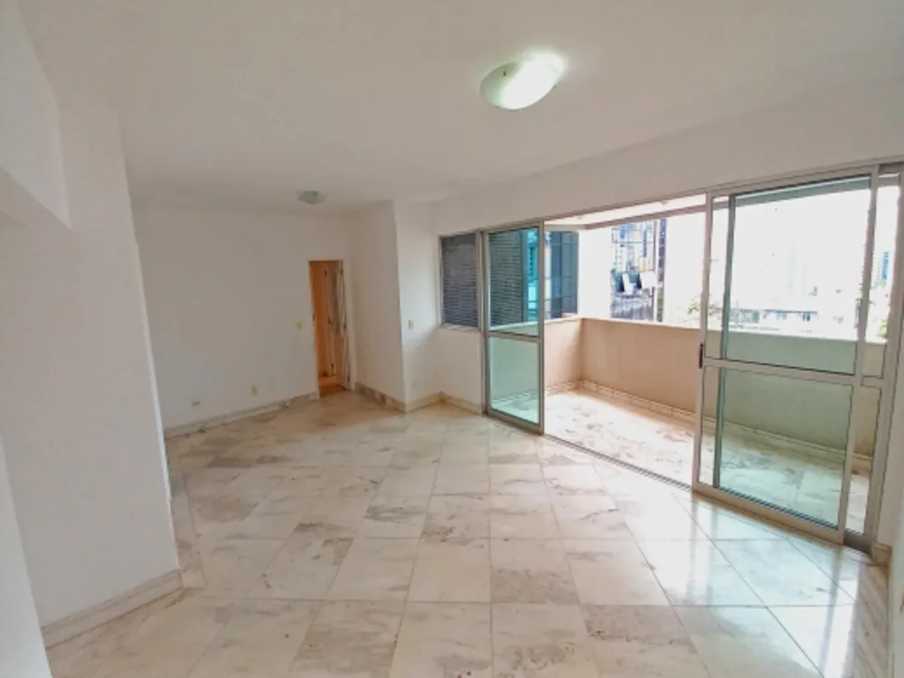 Apartamento, 3 quartos, 600 m² - Foto 1