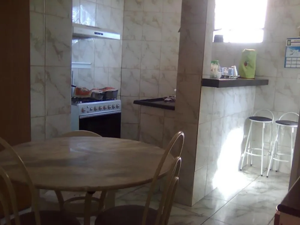 Casa, 6 quartos, 210 m² - Foto 8