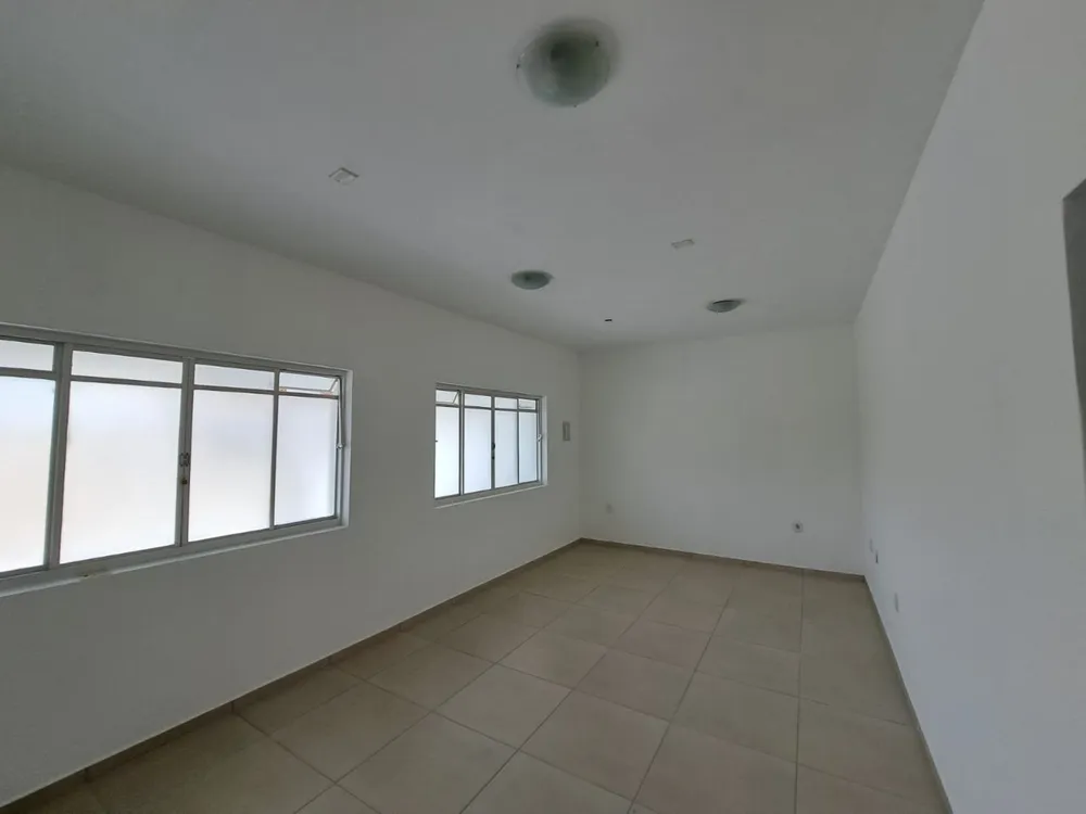 Casa, 3 quartos, 200 m² - Foto 2