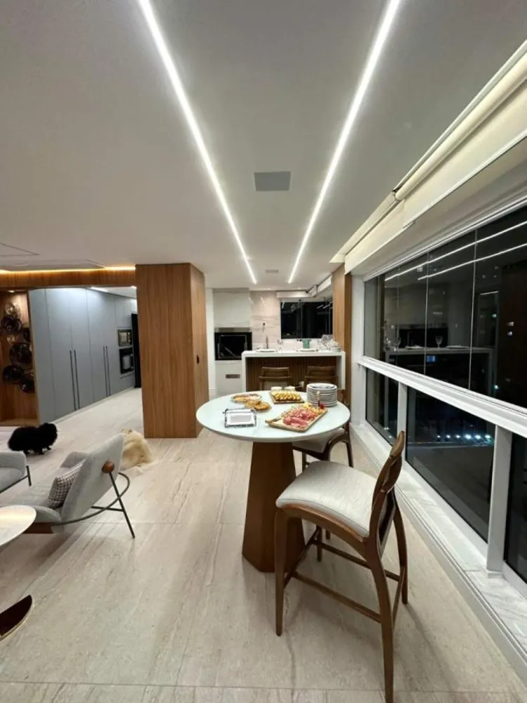 Apartamento, 3 quartos, 196 m² - Foto 7