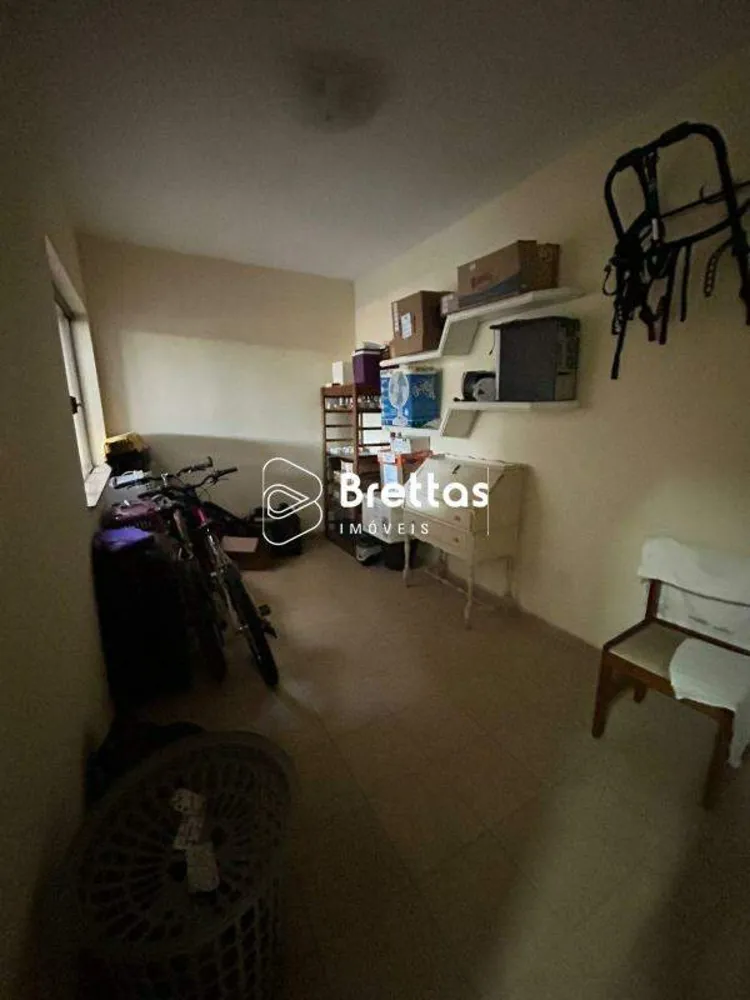 Casa, 3 quartos, 216 m² - Foto 2