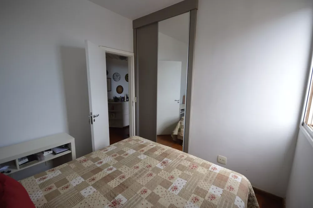 Apartamento à venda com 4 quartos, 165m² - Foto 15