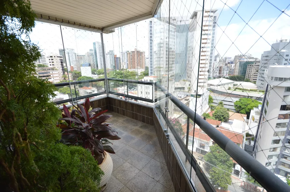 Apartamento à venda com 4 quartos, 165m² - Foto 11