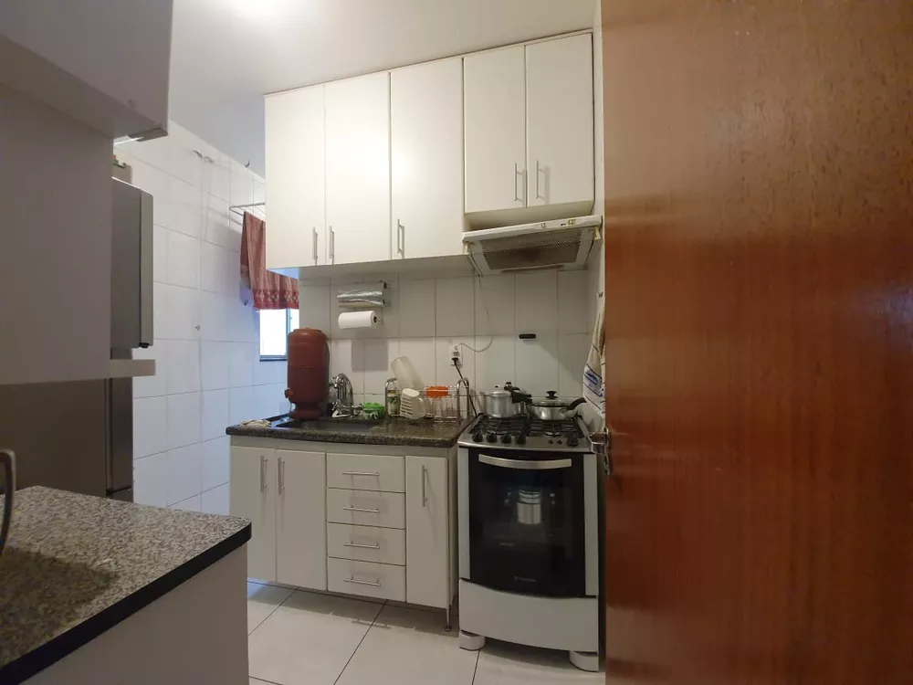 Apartamento à venda com 3 quartos, 68m² - Foto 7