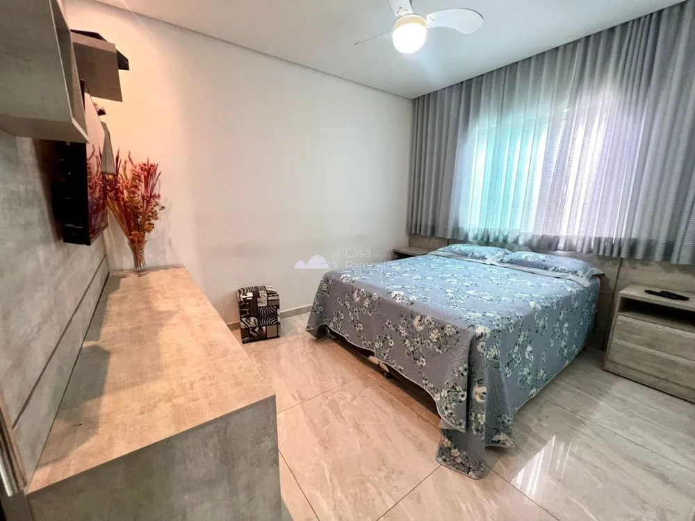 Casa, 6 quartos, 360 m² - Foto 3