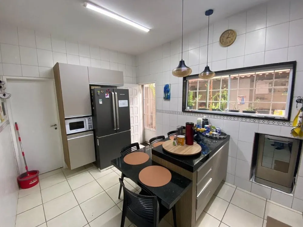 Casa, 4 quartos, 429 m² - Foto 3