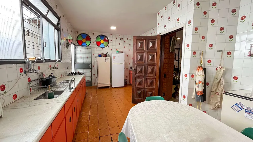 Casa, 7 quartos, 478 m² - Foto 2