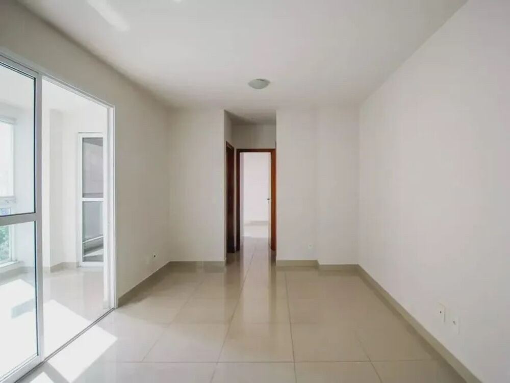 Apartamento à venda com 2 quartos, 62m² - Foto 3