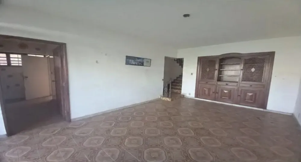 Casa, 5 quartos, 360 m² - Foto 4