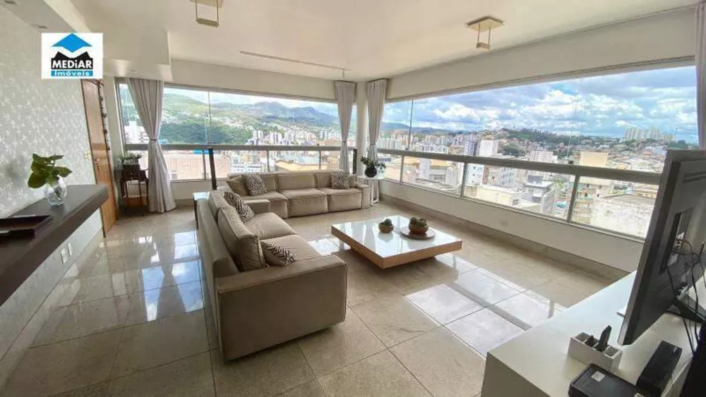 Apartamento à venda com 4 quartos, 248m² - Foto 1