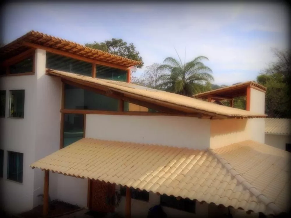 Casa à venda com 3 quartos, 480m² - Foto 1