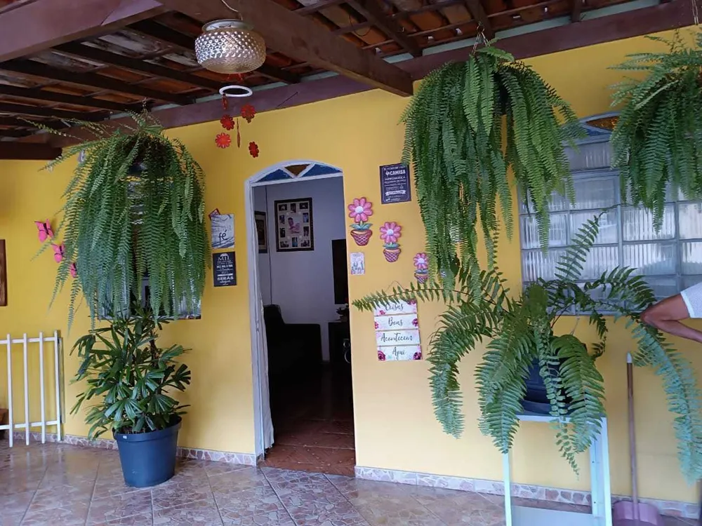 Casa, 6 quartos, 236 m² - Foto 1