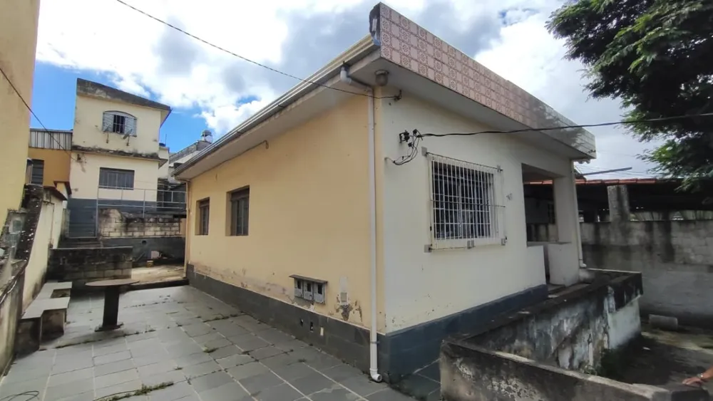 Casa, 3 quartos, 228 m² - Foto 1