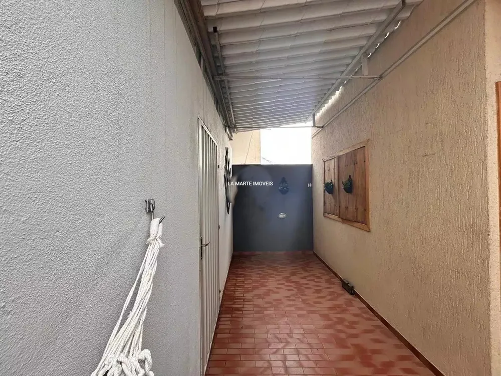 Casa, 3 quartos, 180 m² - Foto 2