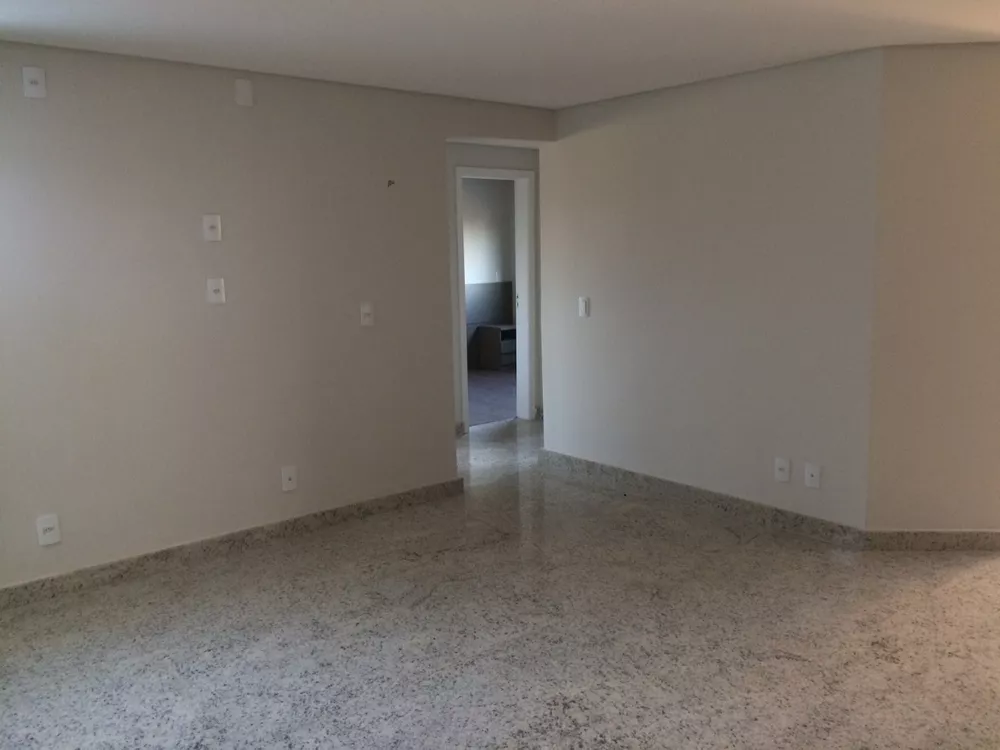 Cobertura à venda com 3 quartos, 180m² - Foto 3