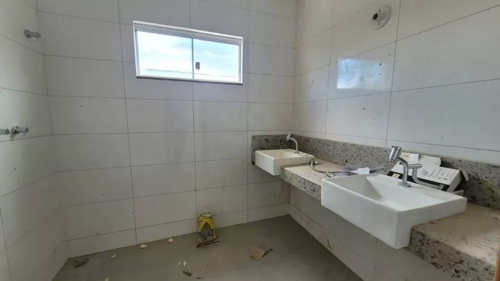 Casa de Condomínio à venda com 4 quartos, 181m² - Foto 4