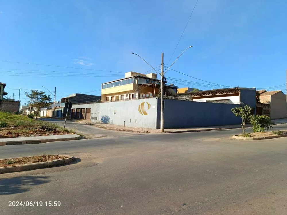 Loja-Salão à venda com 10 quartos, 1300m² - Foto 1