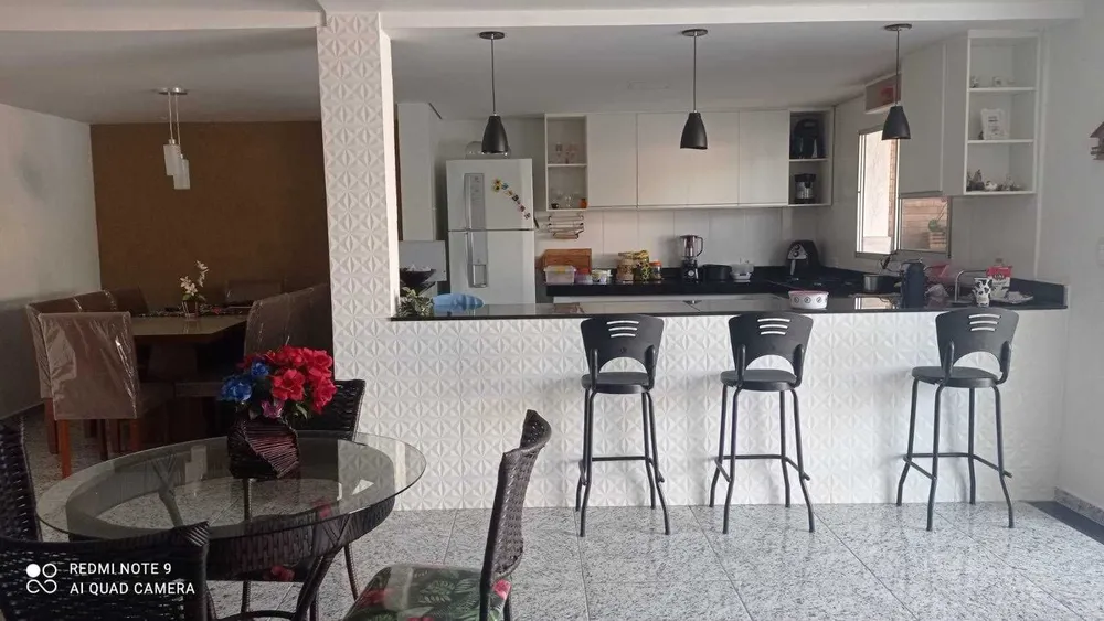 Casa, 3 quartos, 250 m² - Foto 6