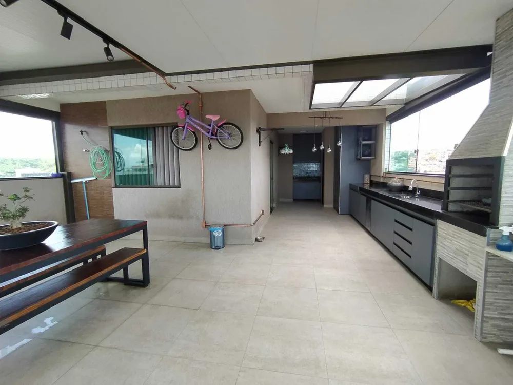 Cobertura, 3 quartos, 180 m² - Foto 1