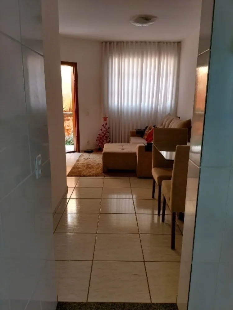 Casa, 2 quartos, 62 m² - Foto 1