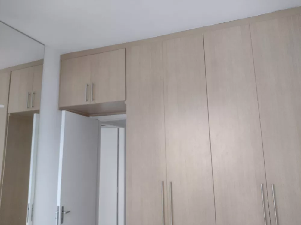 Apartamento à venda com 3 quartos - Foto 4