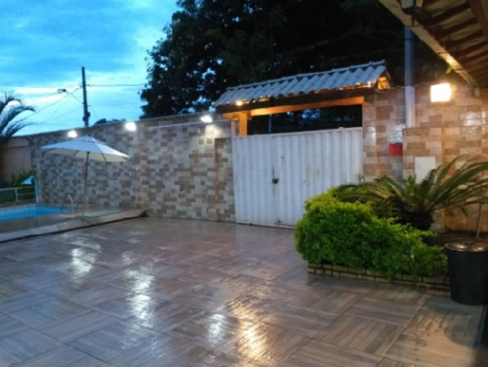 Sítio à venda com 6 quartos, 1000m² - Foto 1