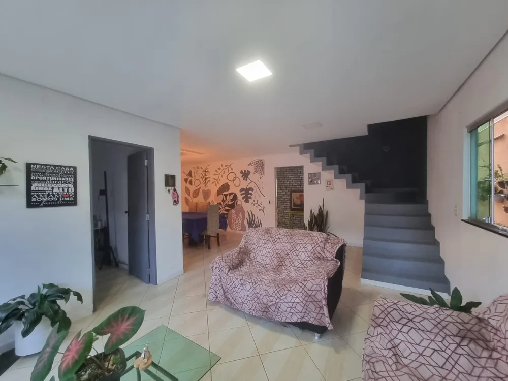 Casa, 4 quartos, 240 m² - Foto 5