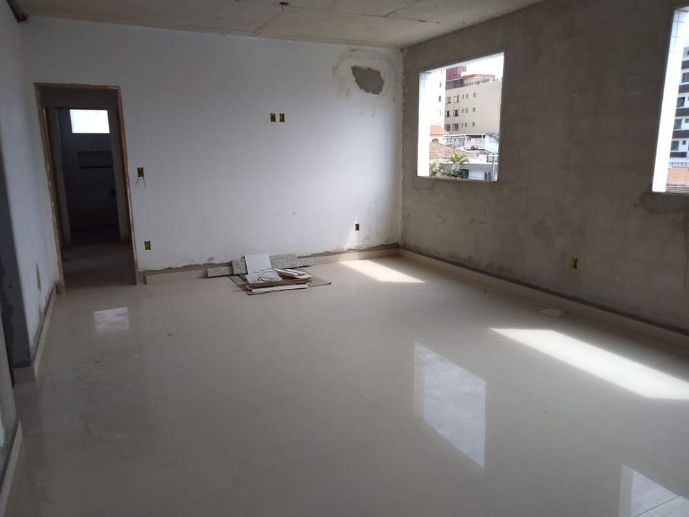 Apartamento à venda com 3 quartos, 60m² - Foto 1