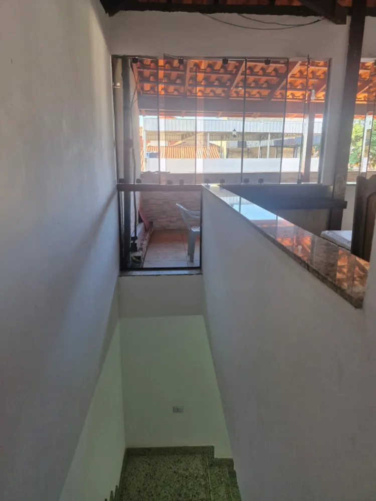 Casa, 4 quartos, 288 m² - Foto 1