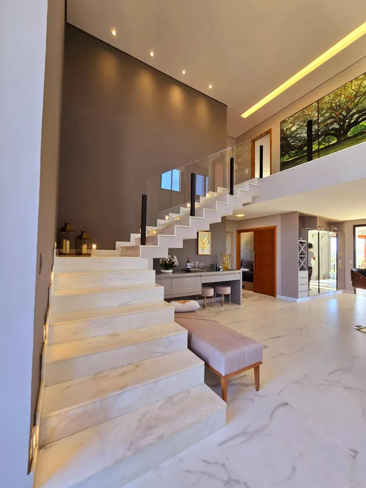Casa, 3 quartos, 326 m² - Foto 1