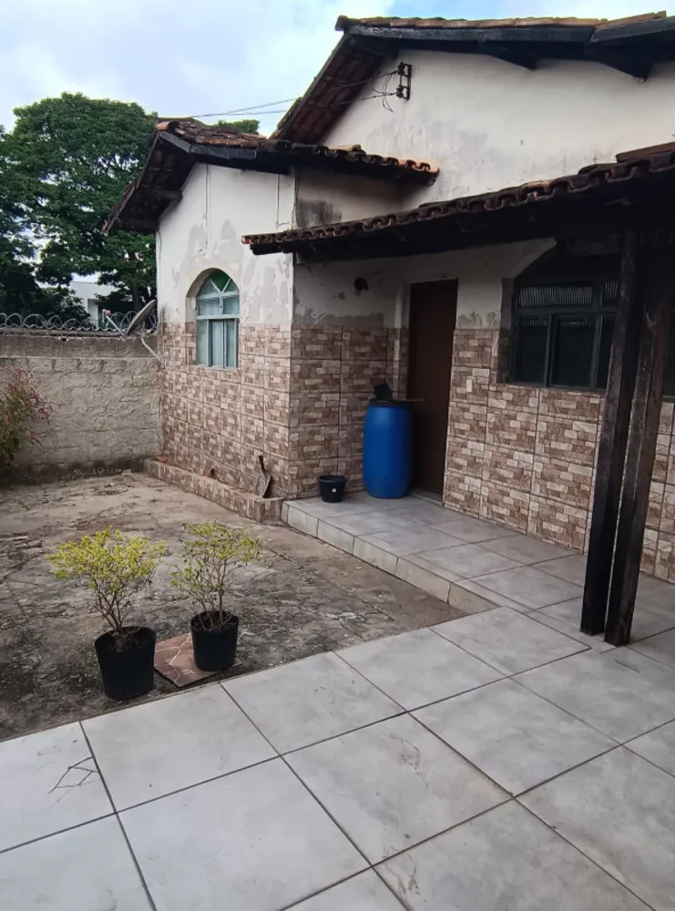 Casa, 3 quartos, 230 m² - Foto 1