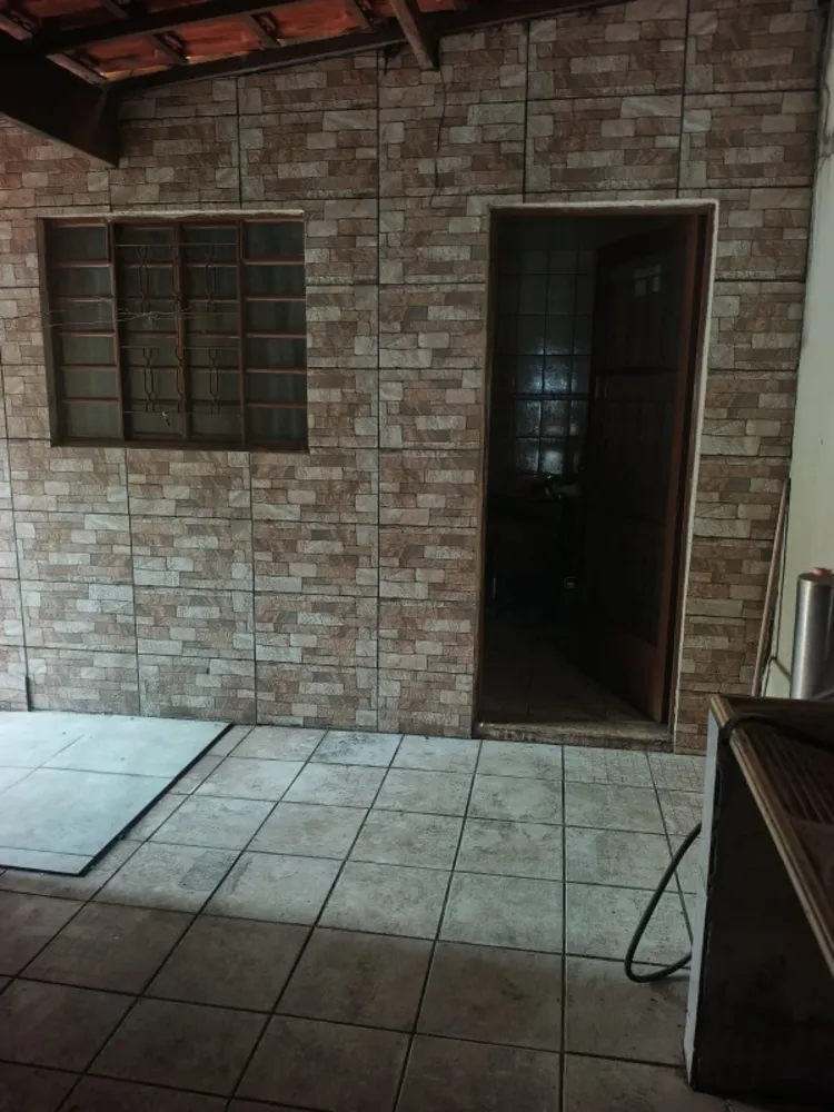 Casa, 3 quartos, 230 m² - Foto 2