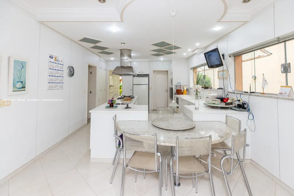 Casa, 4 quartos, 1000 m² - Foto 1
